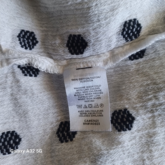 LOFT Women Size S Black and White Patterned Blouse - Picture 11 of 11